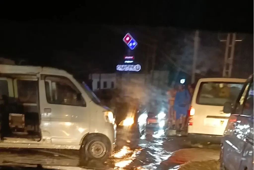 Calabar Floods After Heavy Rainfall (VIDEO)