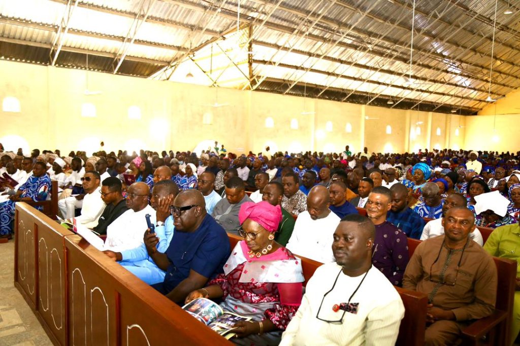 Longest-Serving African Monarch "HRM JD Agba" Laid To Rest In Obudu