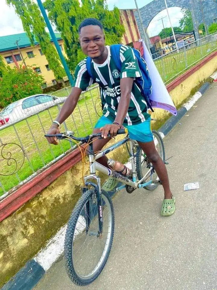 UNICAL Student Begins Journey With Bicycle From Calabar To Abuja To Meet Moses Bliss