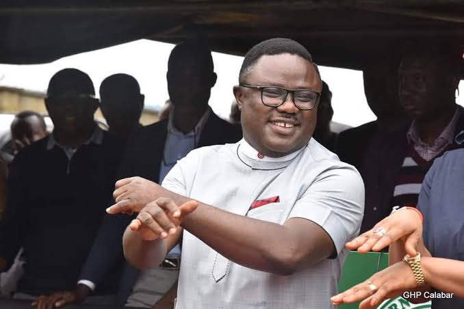 Ayade reshuffles Cabinet, swears in 13 new Commissioners