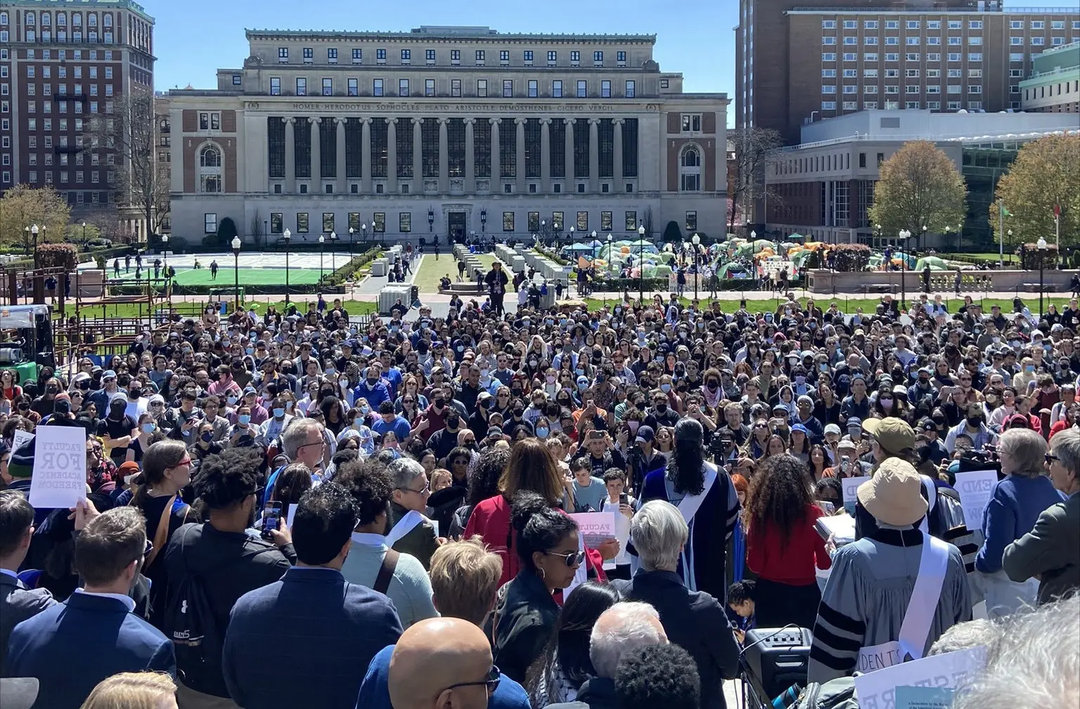 Columbia & Barnard faculty protest against school’s decision to arrest pro-Palestine students