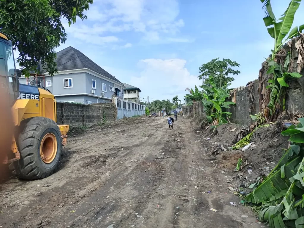 Otu begins construction of impassable roads in Calabar