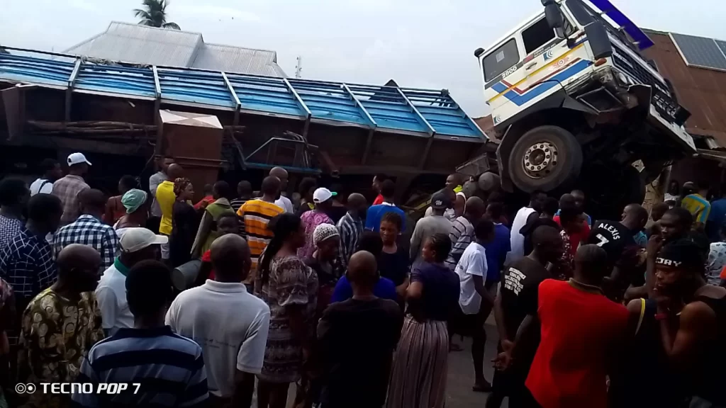 2-year-old baby, one other killed as truck carrying condemned iron rams into building in Cross River