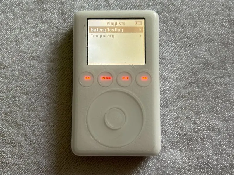 Apple's third-generation iPod prototype revealed