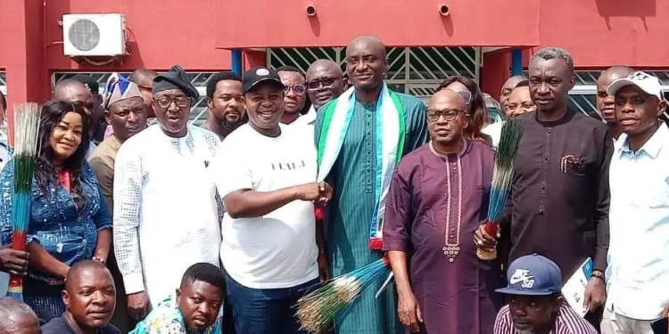 Former Cross River Assembly Speaker John Gaul joins APC