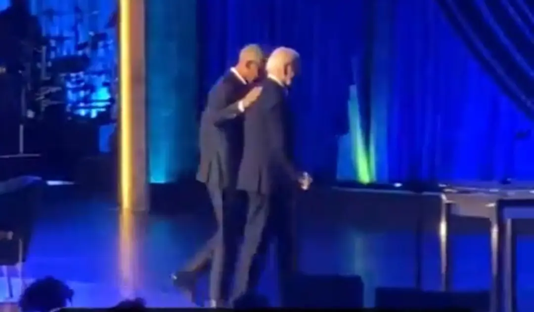 Biden didn’t freezing up, led off stage by Obama – Left-wing influencers