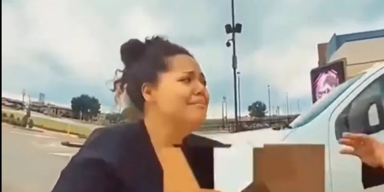 Oklahoma woman leaves 16-month-old in the car to go gamble