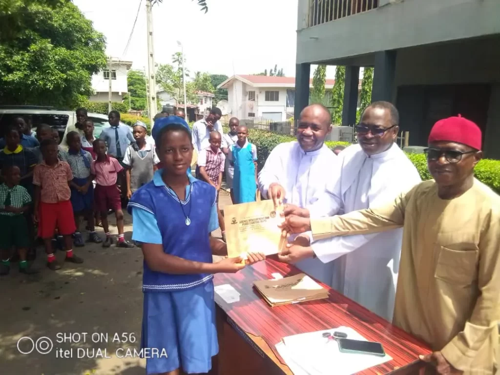 Foundation offers N10m scholarship to 85 school children in Anambra