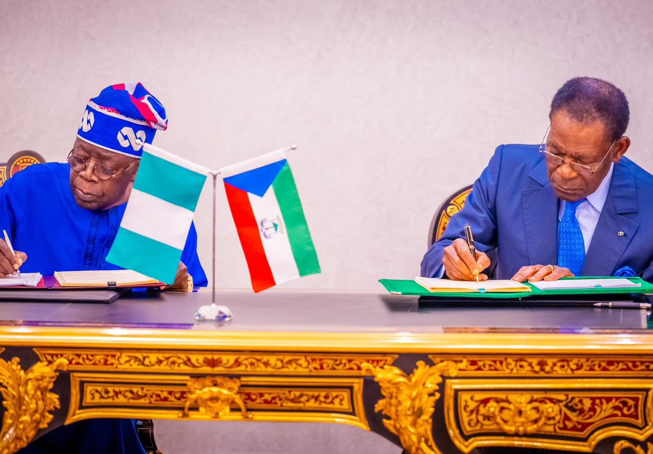 Nigeria, Equatorial Guinea presidents sign agreement on gas pipeline for Gulf of Guinea