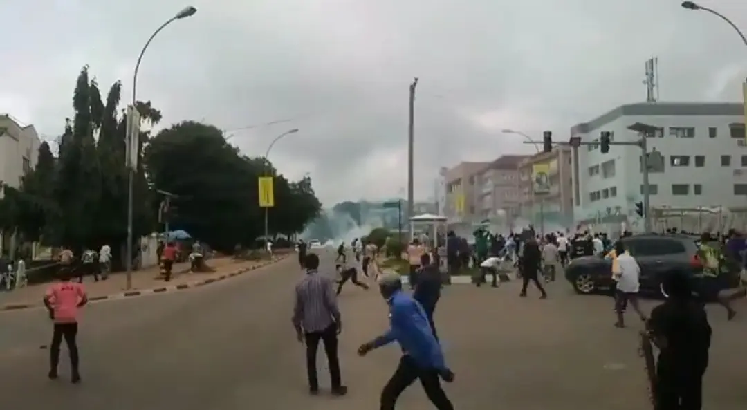 Two policemen confirmed dead as Shi’ite protesters, Police clash in Abuja