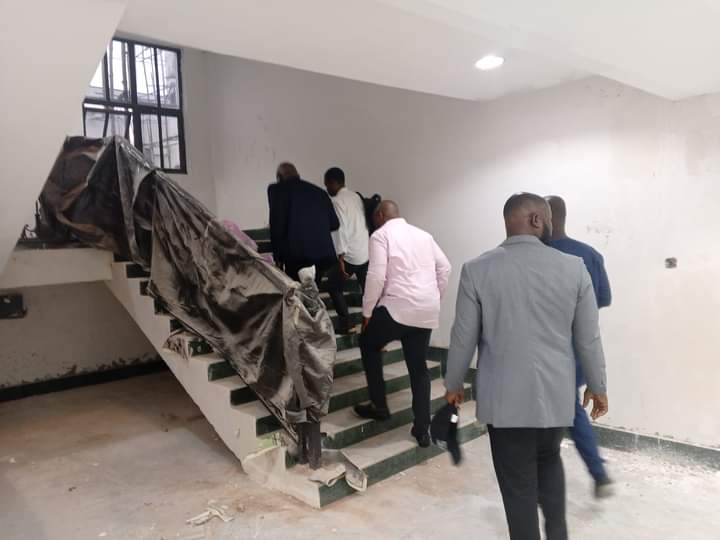 C'River Chief of Staff inspects ongoing renovation of Governor's Office, urges contractors to fast-track work to meet deadline