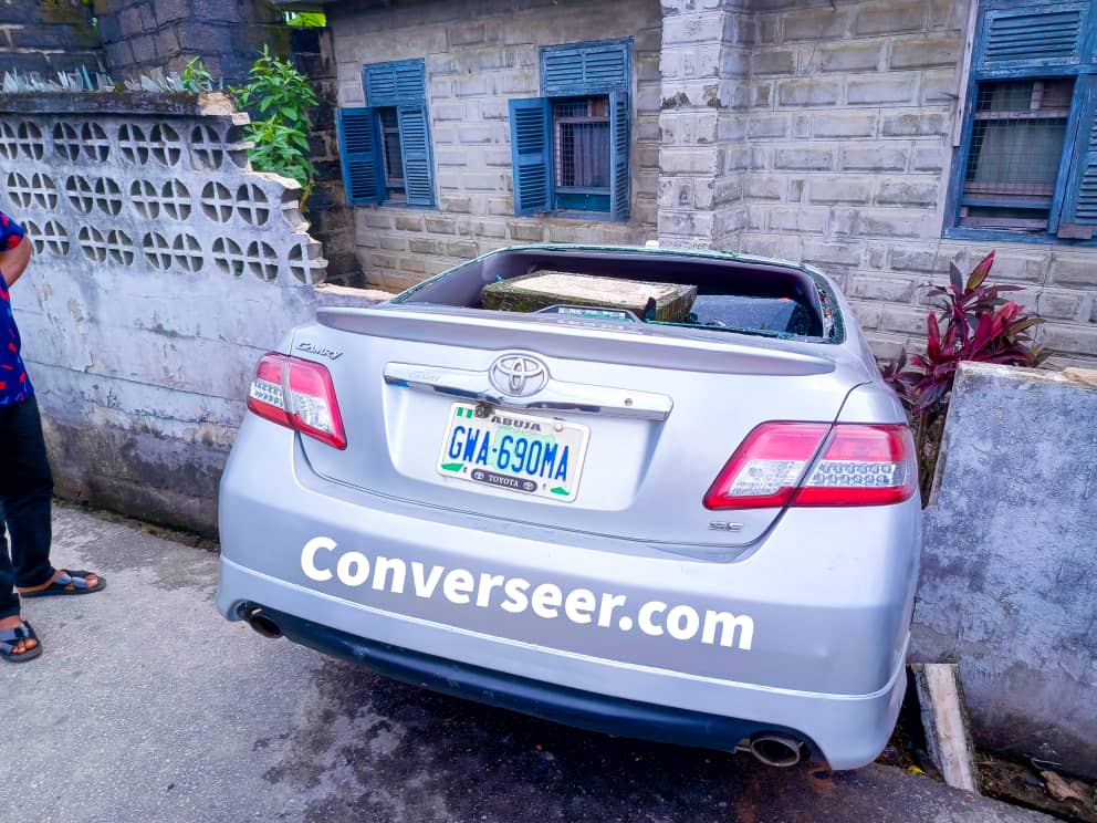 Suspected mechanic rams customer's car to fence in Calabar