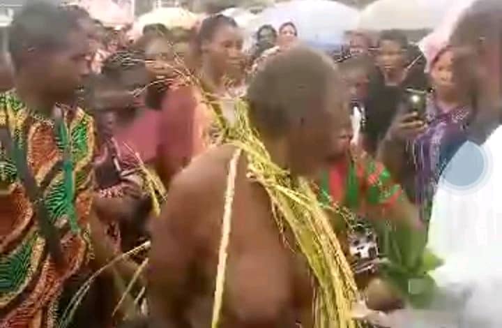 Community Parades Old Woman for Allegedly Killing 15-year-old in Anambra