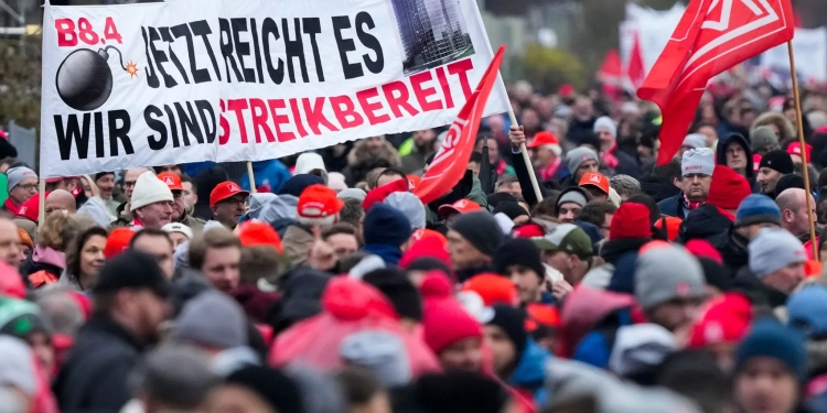 Strikes hit Volkswagen plants across Germany in showdown over cuts