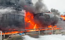 Ukraine Targets Oil Depots in Russia Before Upcoming Trump-Supported Negotiations