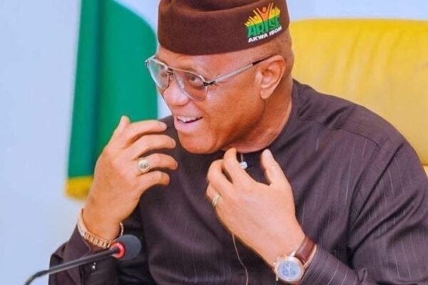 1cb8ecc4 5e2d 4b9d b612 9fc32769ca05 Governor Umo Eno And His Close Friends