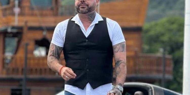 Influencer, 45, Tragically Passes Away During Tattoo Session