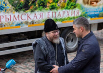 Metropolitan Tikhon of Crimea Provides Medical Equipment to Local Hospitals