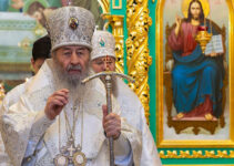 Metropolitan Onuphry: Holy Water Purifies What Sin Contaminates