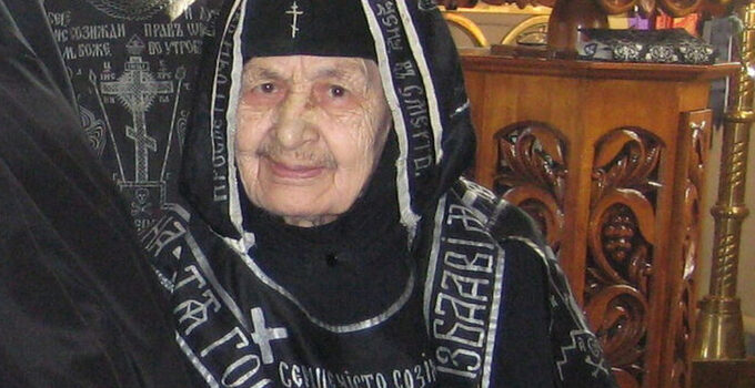 The Journey of Abbess Ksenia (Oschepkova): An Eldress's Tale