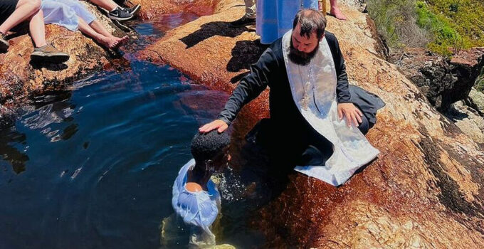 South Africa: Over a Dozen Individuals Baptized on the Eve of Theophany