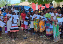 100 Children Receive Baptism in Madagascar