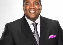 Curt Menefee: Biography, Age, Wiki, Net Worth, and Relationship Status