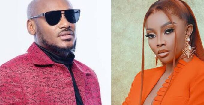 Toke Makinwa Criticizes 2Face for Publicly Announcing Divorce from His Wife