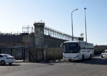 Hamas Releases 8 Additional Hostages as Israel Sets Free 110 More Palestinian Prisoners (Photos)