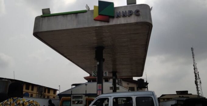 Lagos Motorists Express Frustration: 'Tinubu Government Aware of Our Struggles but Indifferent' as NNPC Increases Petrol Price from N925 to N960 per Litre