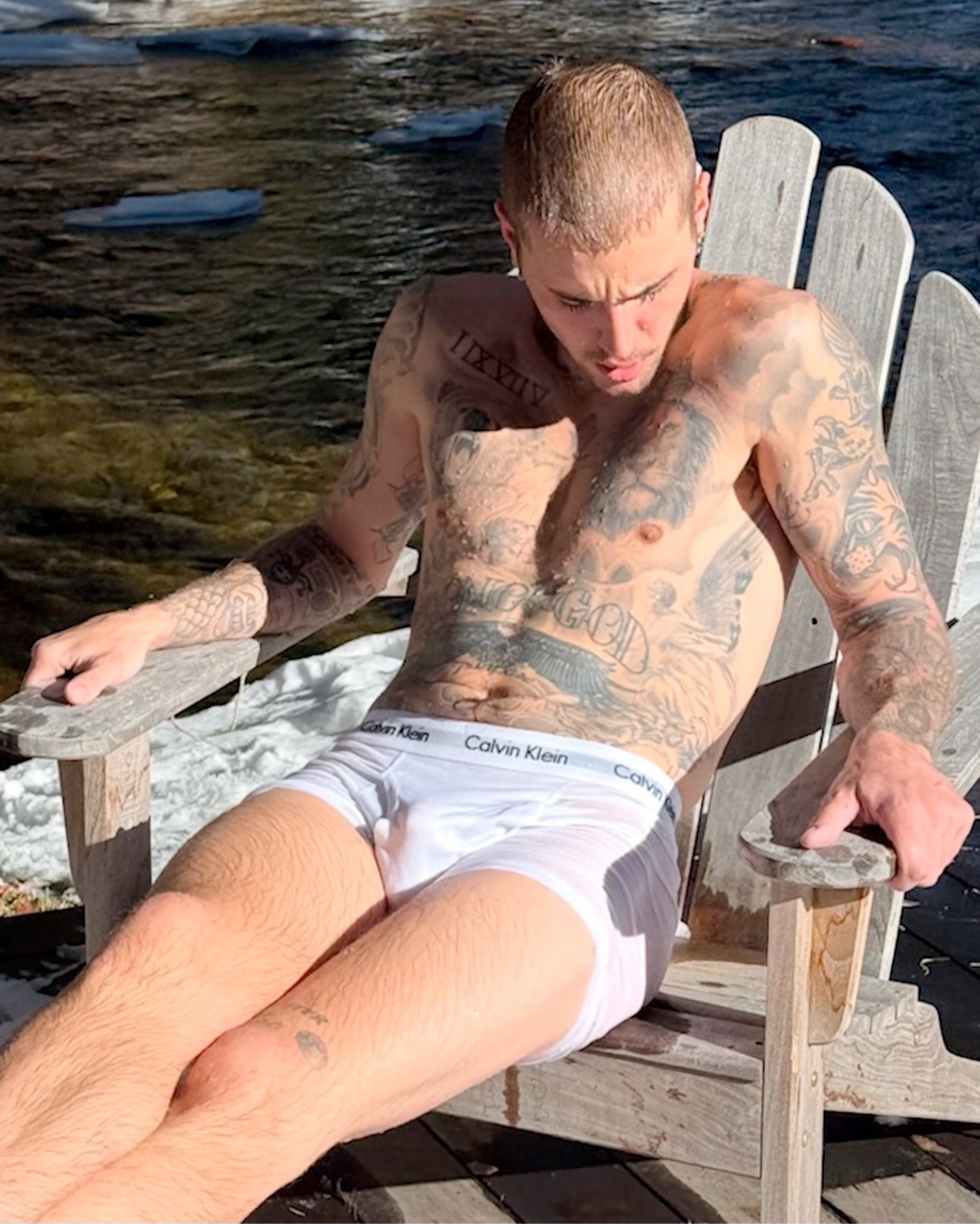 Justin Bieber Flaunts Underwear in Frigid Weather for a Thirst Trap Photo