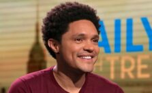 Trevor Noah Announced as Host for the 67th Grammy Awards Ceremony