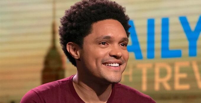 Trevor Noah Announced as Host for the 67th Grammy Awards Ceremony