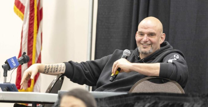 Fetterman Confirms He Won't Be Switching Parties