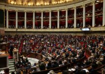 François Bayrou Delivers Policy Speech Amidst Divided Assembly