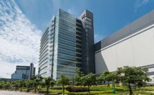 Trump Warns of 100% Tariff on Taiwan's Semiconductor Sector
