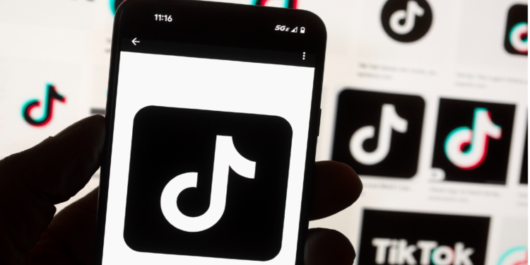 TikTok Faces U.S. Ban Deadline Amid Legal Uncertainty
