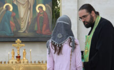 How Archpriest Peter Guryanov's Cassock Helped Save a Girl from Suicide