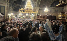 Chernivtsi Cathedral Affirms Allegiance to Orthodox Church Amid Threats from Schismatics