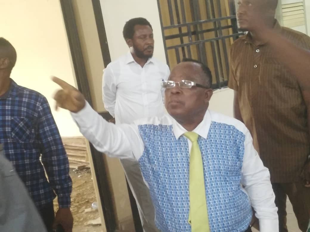 754b0f6c d177 4eff a0a3 e6cadc0cd8b0 Decay in Yala Legislative Chamber Building Causes Chairman Sleepless Night