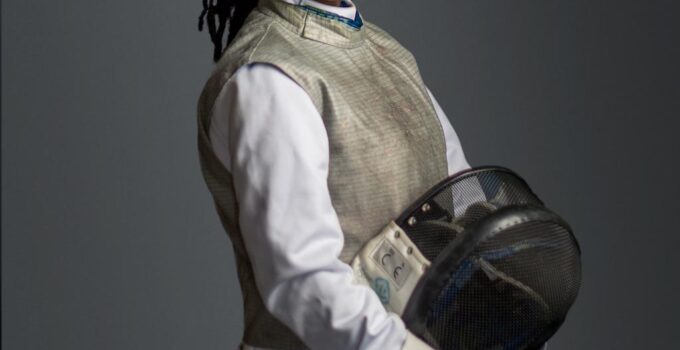 US-Based Teenage Fencer Peluola Akinbamiro Selects Nigeria as Her Representing Nation