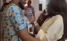 2Face Proposes to His New Love, Natasha Osawuru