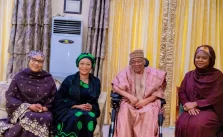 First Lady Remi Tinubu Pays Visit to Babangida and Abdulsalami in Minna (Photos)