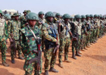 Ex-Army Provost: Military Requires 500,000 Personnel to Combat Insurgency