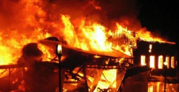 Angry Youths Set Ondo Police Station on Fire