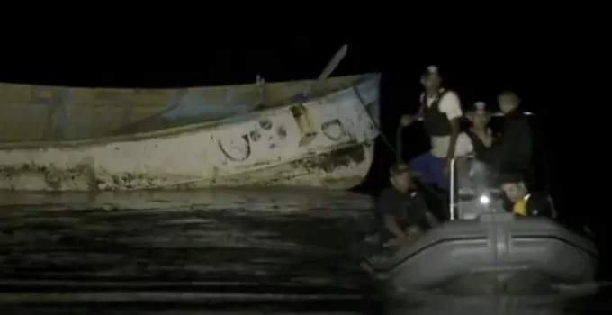 19 Bodies Found Decomposing on Driftwood Boat Near Eastern Caribbean Nation