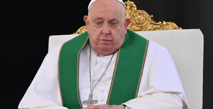 Vatican Confirms Pope Francis Diagnosed with Pneumonia in Both Lungs