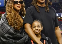 Beyoncé’s Daughters, Blue Ivy and Rumi, Cheer on Dad Jay-Z at the Super Bowl (Photos)