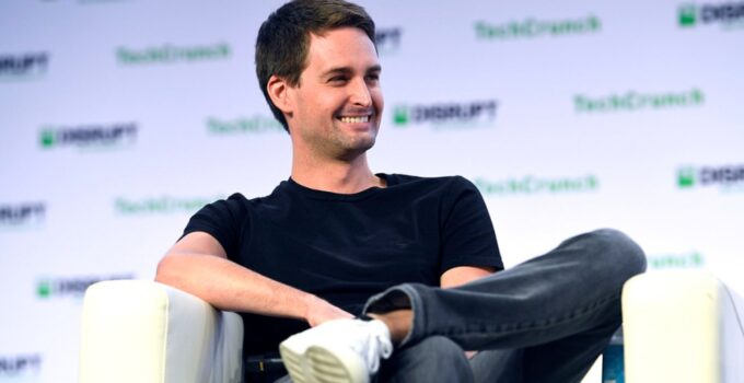 Snapchat Claims Advantage from Uncertainty Over TikTok's Future