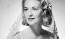 Joan Bennett Kennedy – Net Worth 2024, Age, Height, Bio, Birthday, Wiki
